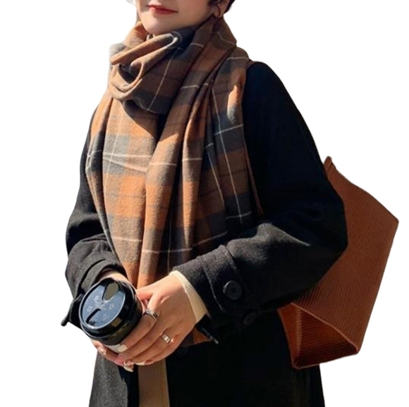 TRÏBE Plaid Patterned Blanket Scarf Wrap Camel & Brown NWT - Picture 2 of 3